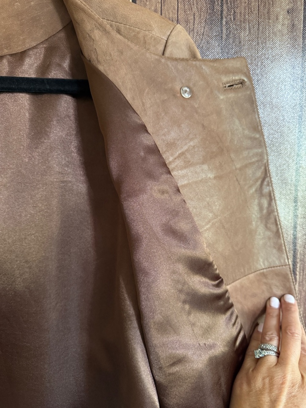 bagatelle Women's Brown Round-Neck Leather Jacket - Picture 4 of 12